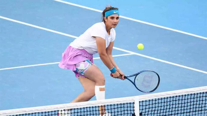 Sania Mirzas tennis career comes to an end after a first round defeat in Dubai.