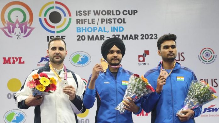 Sarabjot Singh Wins in Air Pistol Gold at the Shooting World Cup