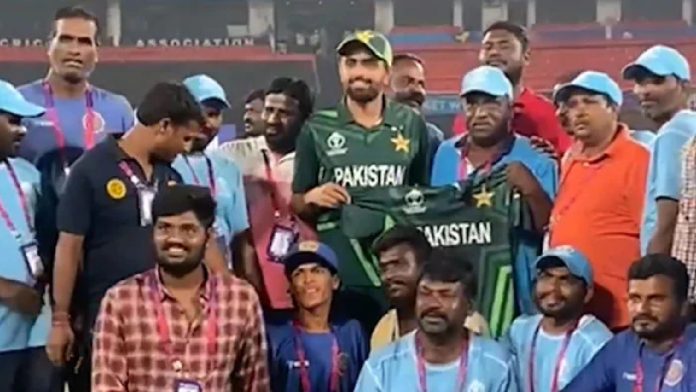 Babar Azam Wins the Hearts of Hyderabad Ground Staff With His Gesture