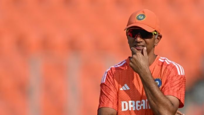 BCCI extends Rahul Dravid's and the support staff's contract with the Indian team