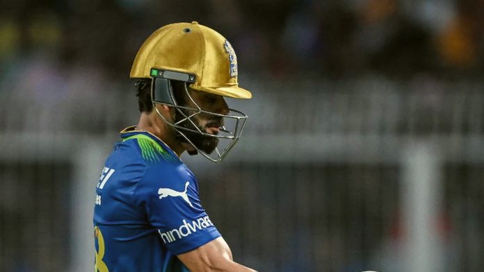 Virat Kohli's Dismissal Sparks Enormous Debate, From Harsha Bhogle To AB de Villiers