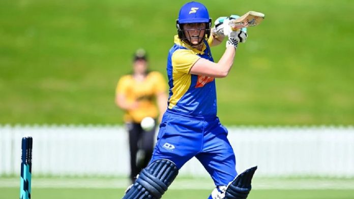 Plimmer and Tahuhu miss Australia's ODIs due to injuries, while James receives his first call-up
