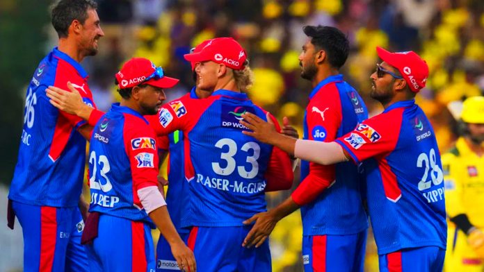 Dhoni and Shankar's efforts were in vain as Delhi won by 25 runs